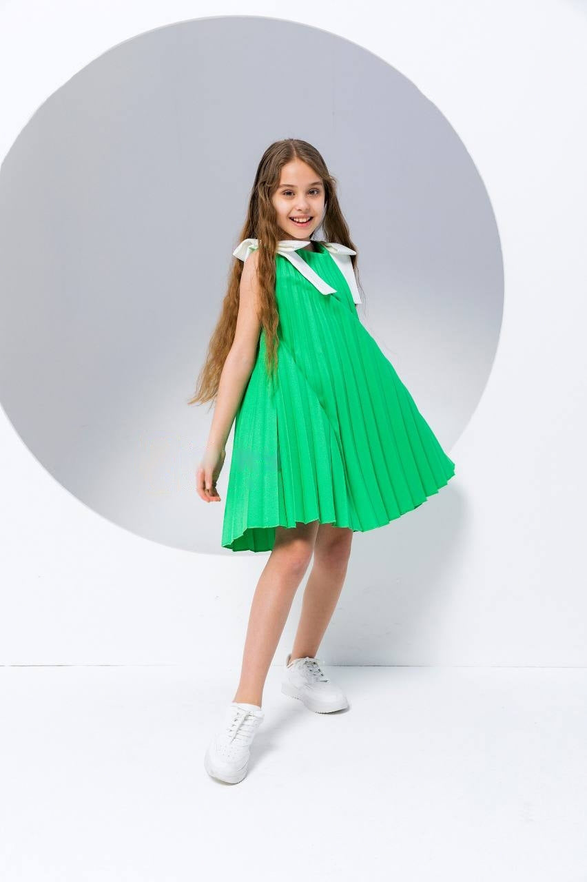 Green Toddler Girl Playtime or Party Dress - Kirsten and Kendall Green / 3Y Green Toddler Girl Playtime or Party Dress - Kirsten and Kendall Green / 3Y