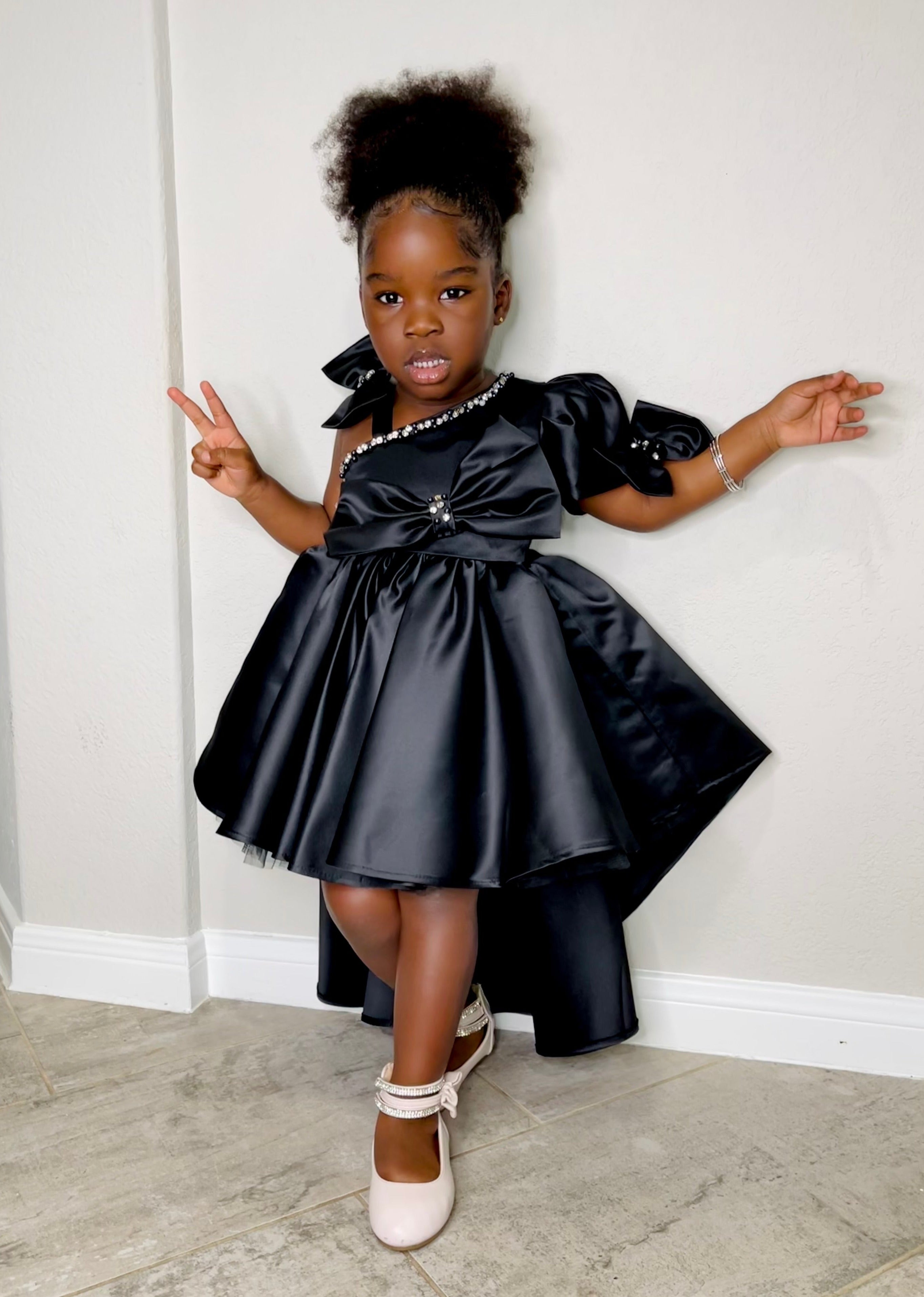 Girls black pageant dress hotsell