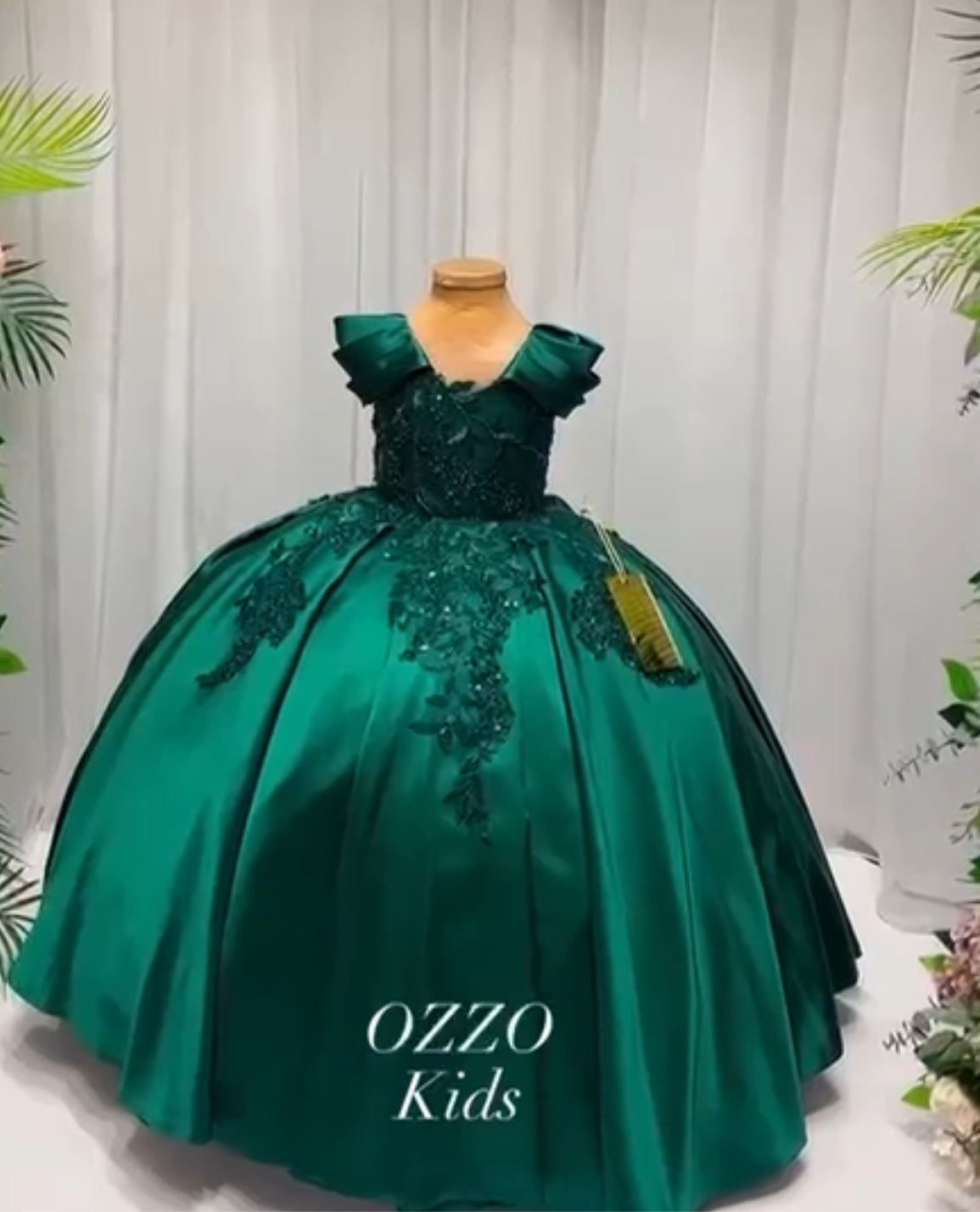 Kids Green Girls' Satin Party Dress Green Solid Color  Wedding Mesh Princess Ballroom Dress, Tulle Dress Flower Girl's Dress Summer Spring Fall