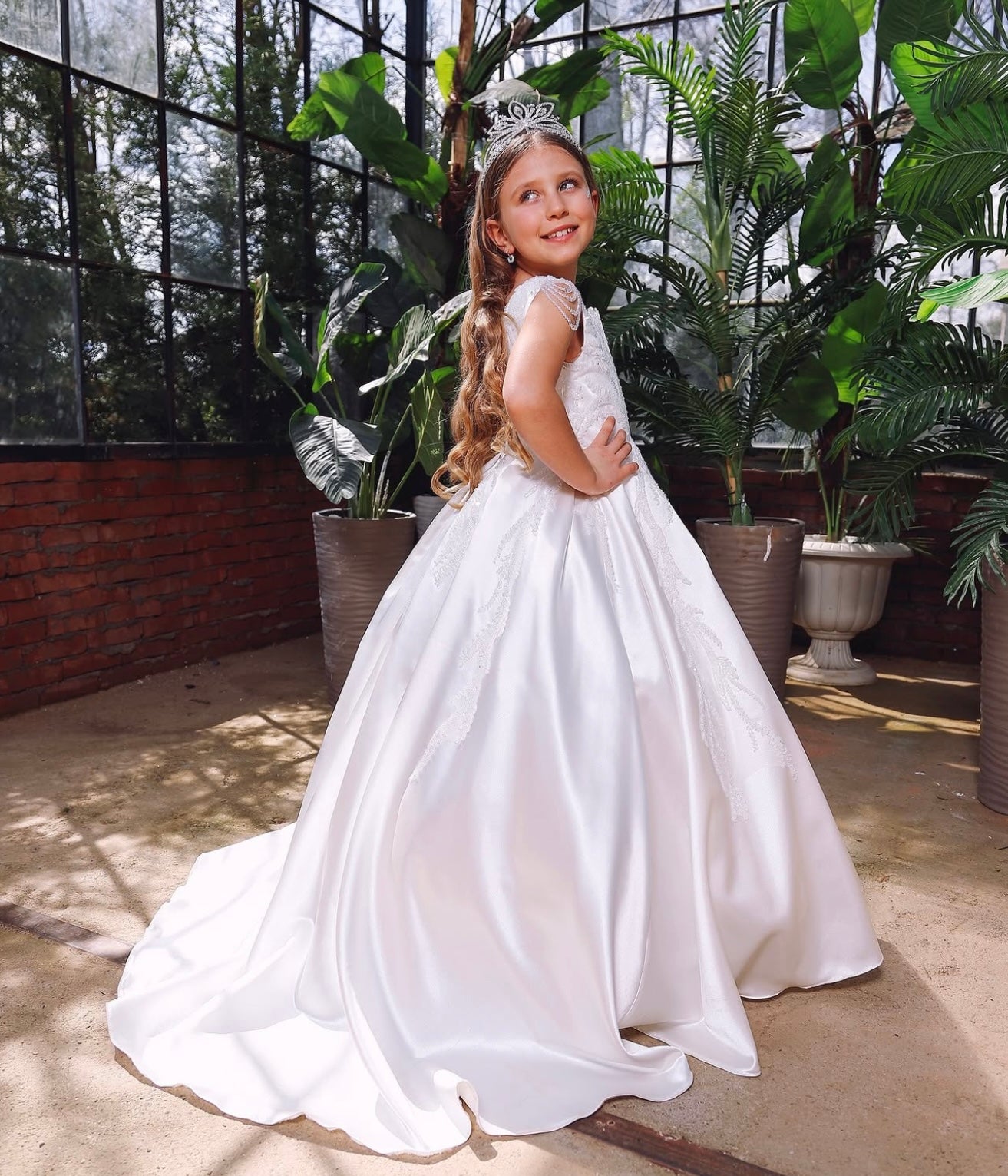 Girls Ivory Satin Party Dress Color, Wedding Princess Ballroom Dress 5-6 years / Ivory
