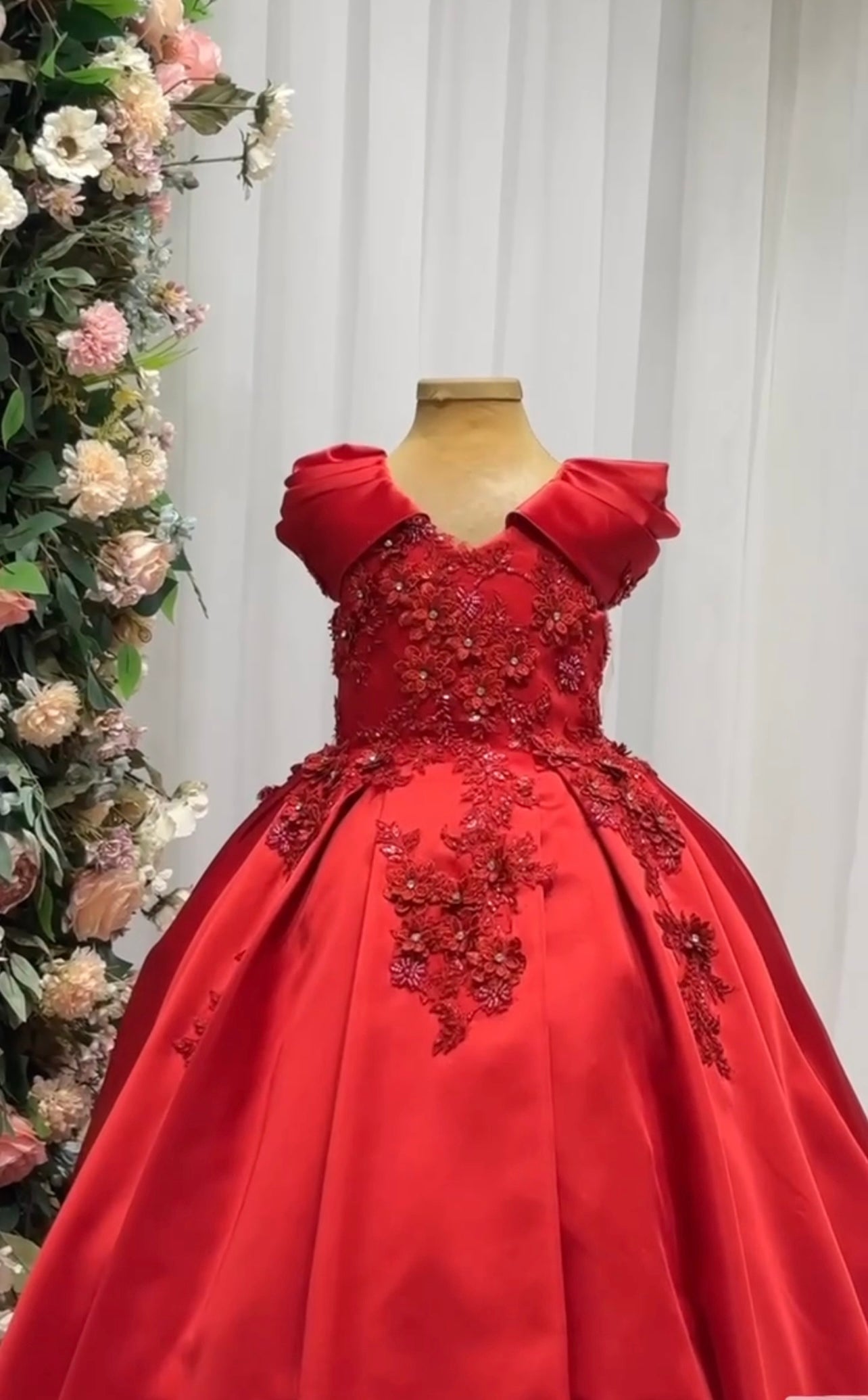 Kids Girls' Satin Party Dress Solid Color Sleeveless Performance Wedding Mesh Princess Sweet Mesh Mid-Calf Sheath Dress Tulle Dress Flower Girl's Kids Girls' Satin Party Dress Solid Color Sleeveless Performance Wedding Mesh Princess Sweet Mesh Mid-Calf Sheath Dress Tulle Dress Flower Girl's